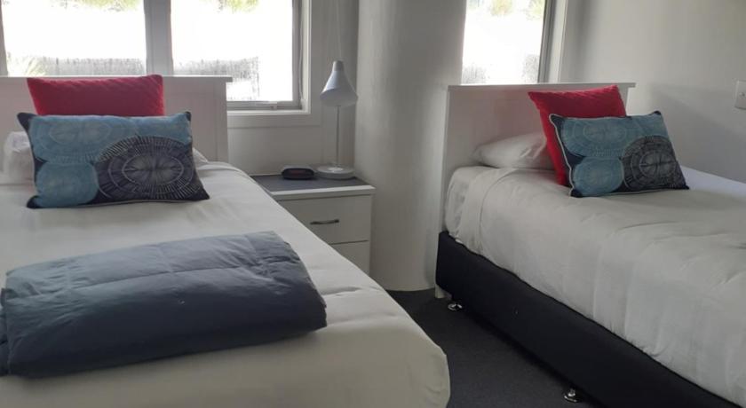 Image of Two-Bedroom Apartment with Partial Sea View 15