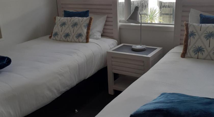 Image of Two-Bedroom Apartment with Partial Sea View 13