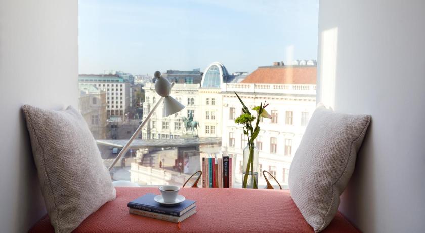 Image of Duplex Suite with State Opera View - Top Floor 10