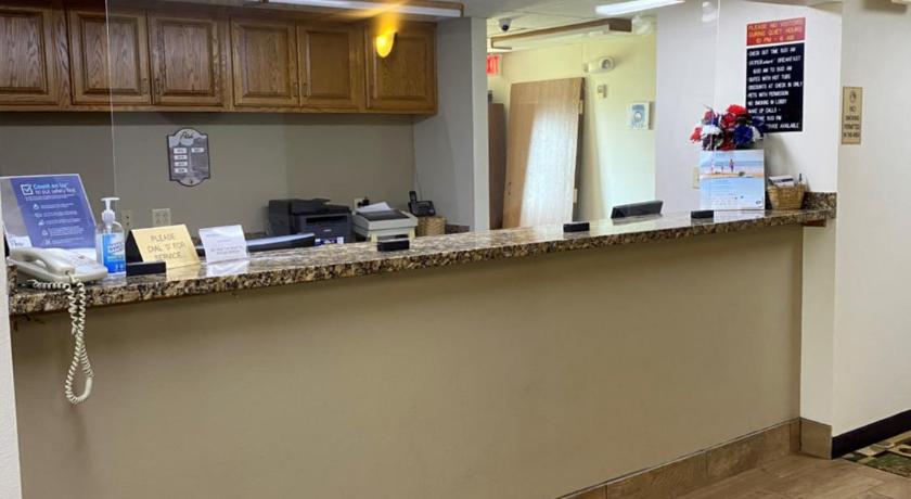 Super 8 by Wyndham Independence photo