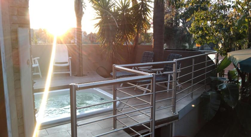 Menlyn Mews Guesthouse photo