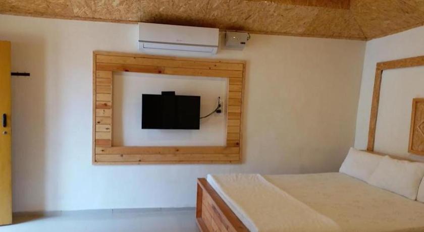 Royal Cottage, Anaimalai multiple room photo