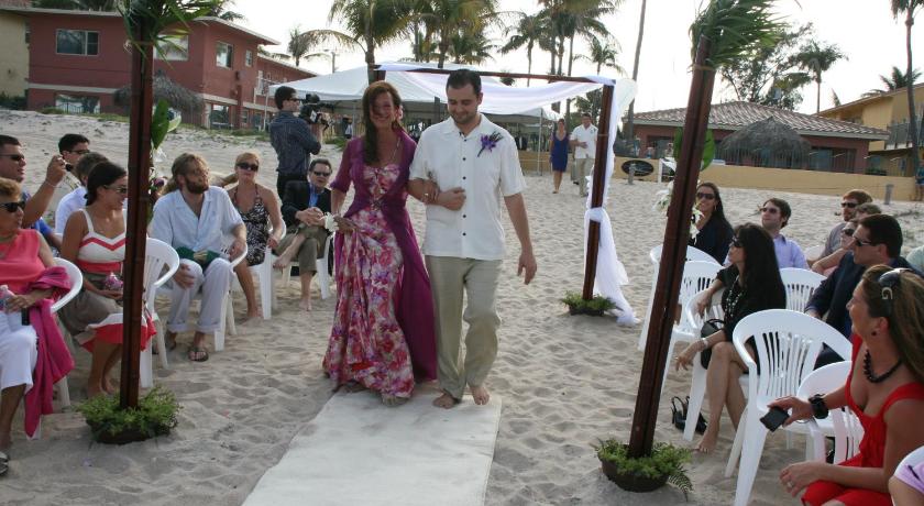 Ebb Tide Resort photo