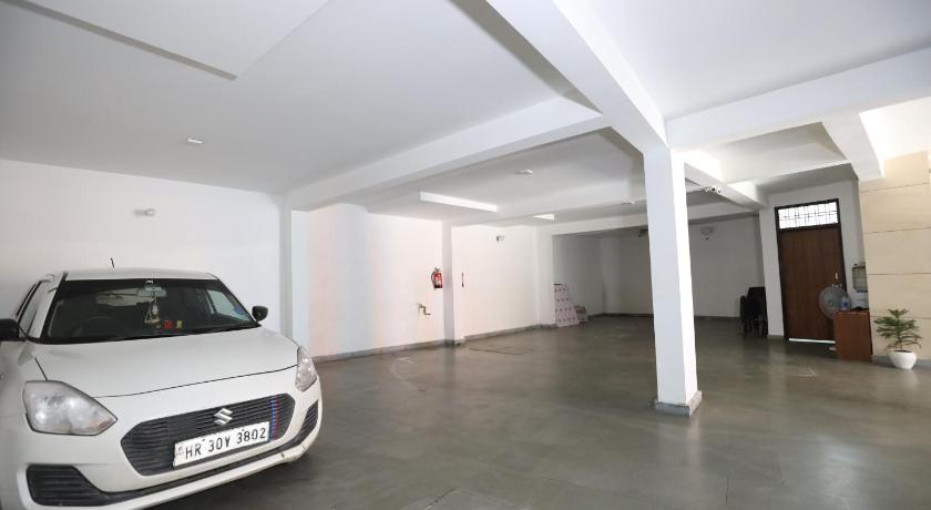 Hotel Lavit Couple Friendly near Faridabad Metro station photo