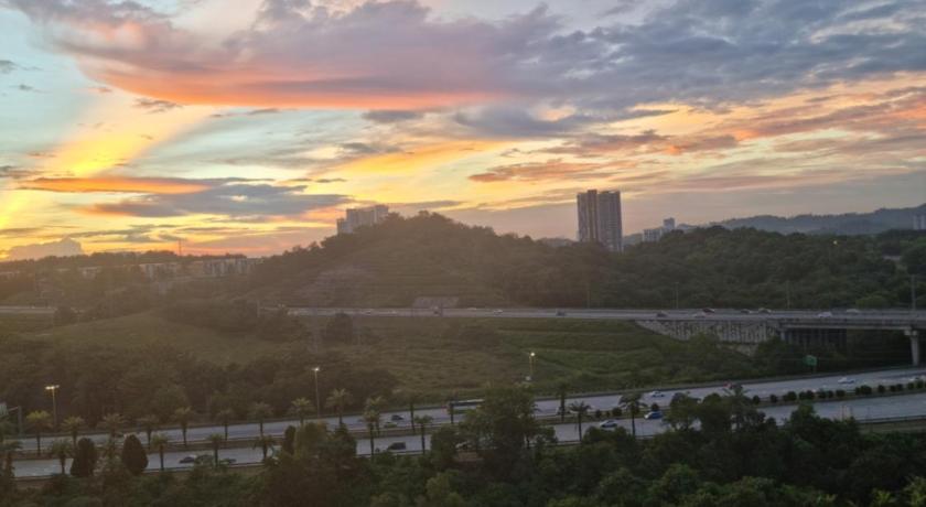 3R2B Entire Apartment Air-Conditioned by WNZ Home Putrajaya for Islamic Guests Only photo