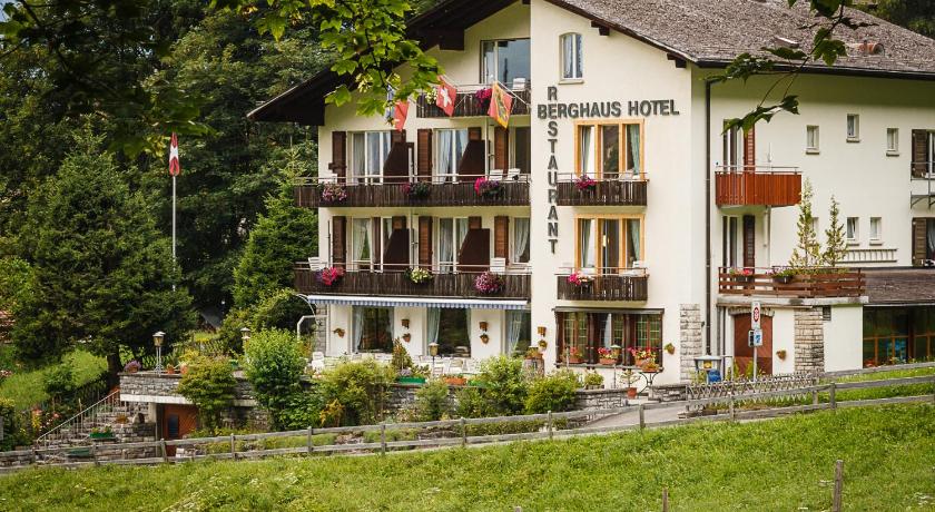 Hotel Berghaus — Hotel in Wengen