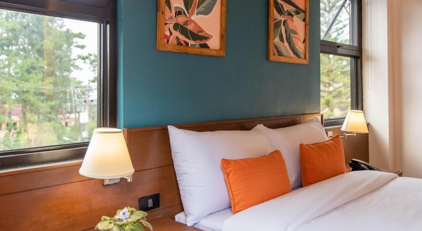Giraffe Boutique Hotel photo