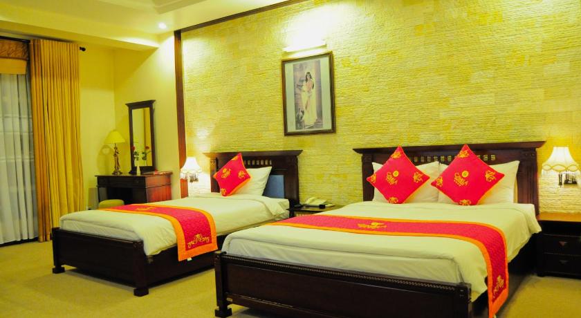 Image of Executive Triple Room 0