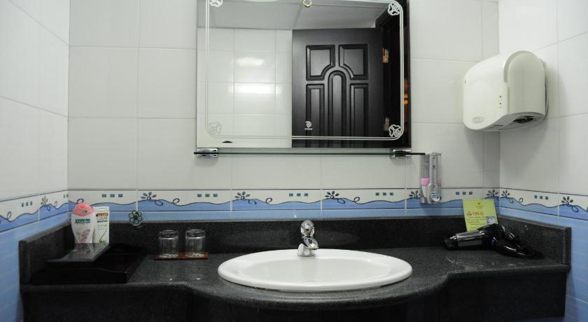Image of Executive 7