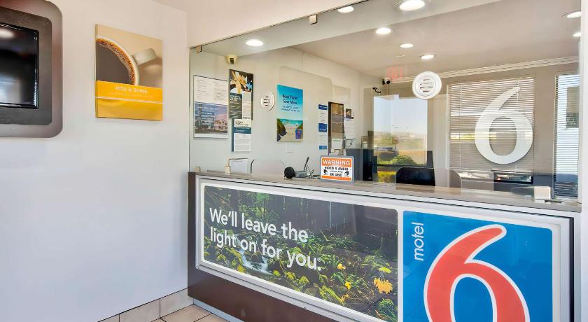 Motel 6-Vallejo, CA - Six Flags West photo