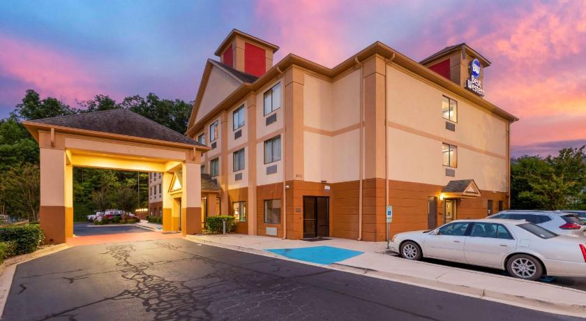 Best Western Seneca-Clemson photo