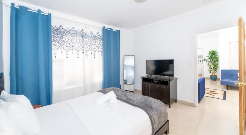 Apartments on Ocean Drive photo