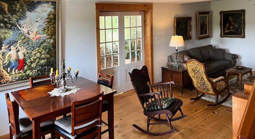 ウェントワース・ノード Bed & Breakfast Lukomorye ホテル 施設