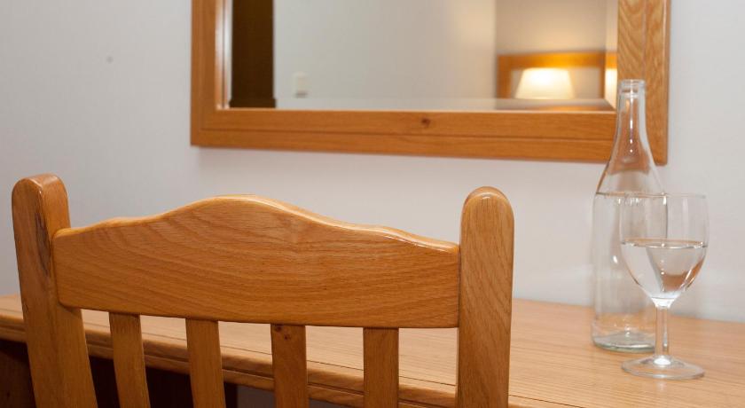 Image of Triple Room 12
