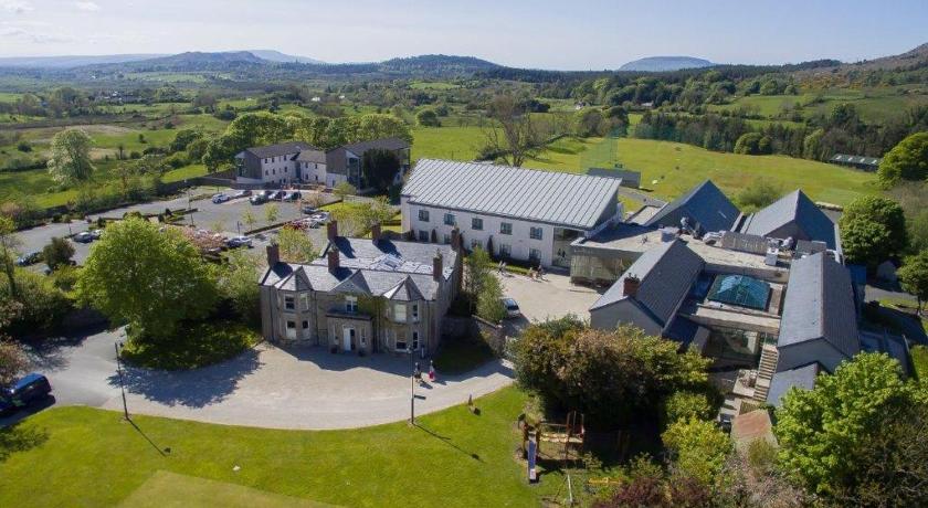 Castle Dargan Hotel photo