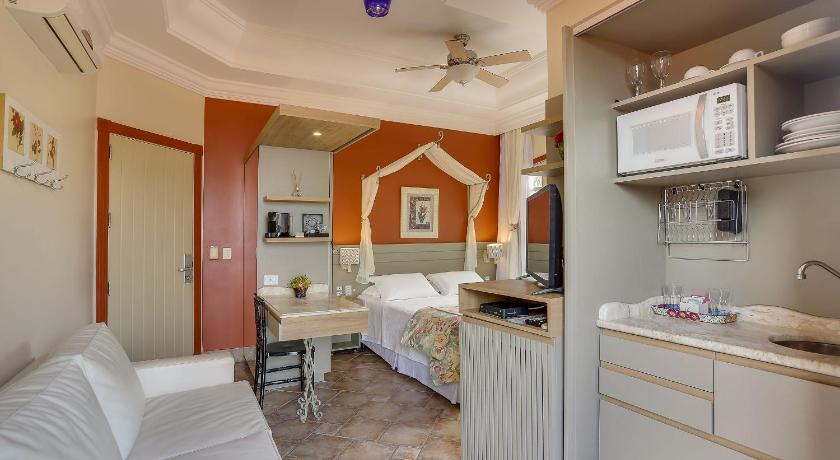Image of Suite Red Tower 4