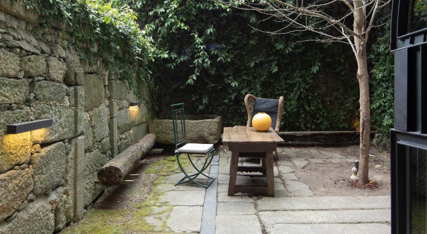 ポルト Almadina Smart Luxury 4つ星 ホテル 外観