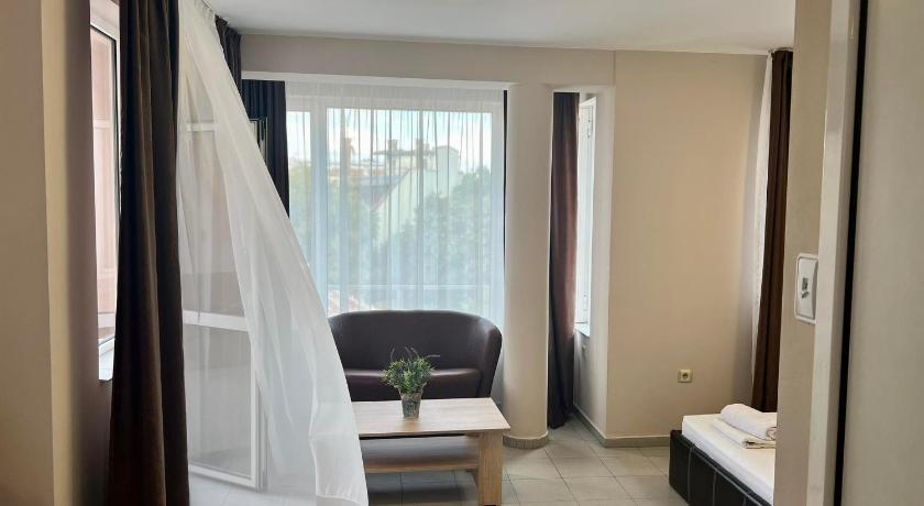 Family Guest House - image 30