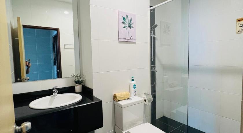 Image of Three-Bedroom Apartment 2