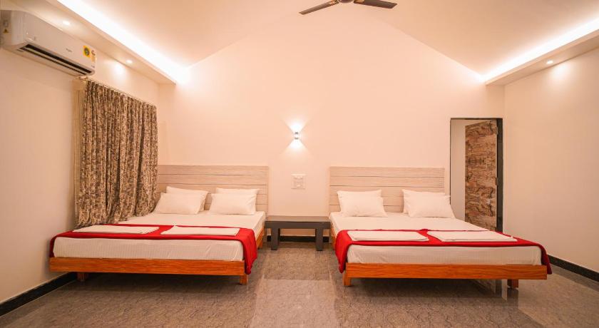 Kings Resort Dandeli photo