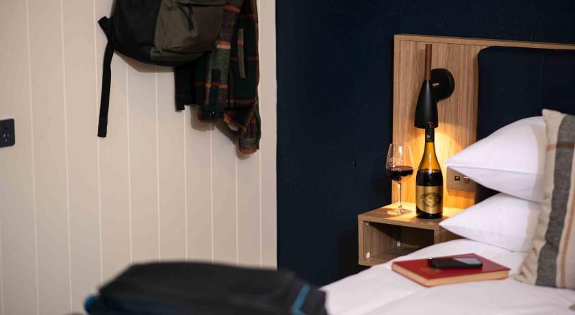 Eyre Hotel — Hotel in Whyalla