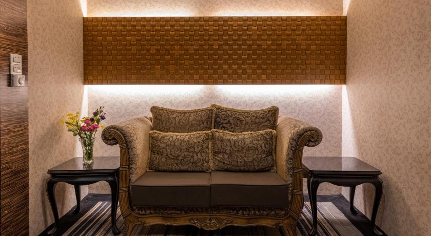 Image of Superior Twin Room without View 7