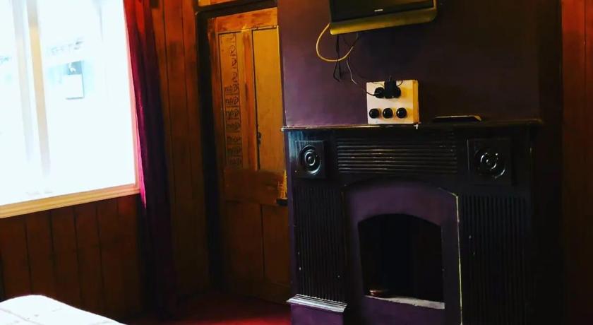 BOB'S WOODSIDE BUNGALOW photo