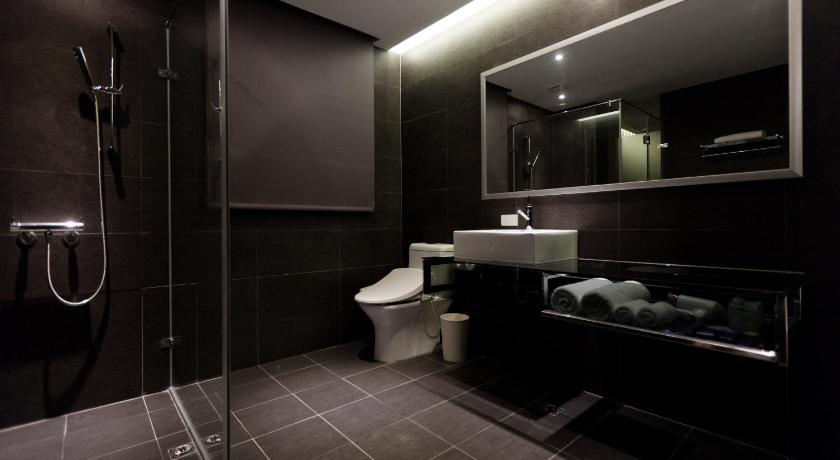 Image of Deluxe Double Rooms 10