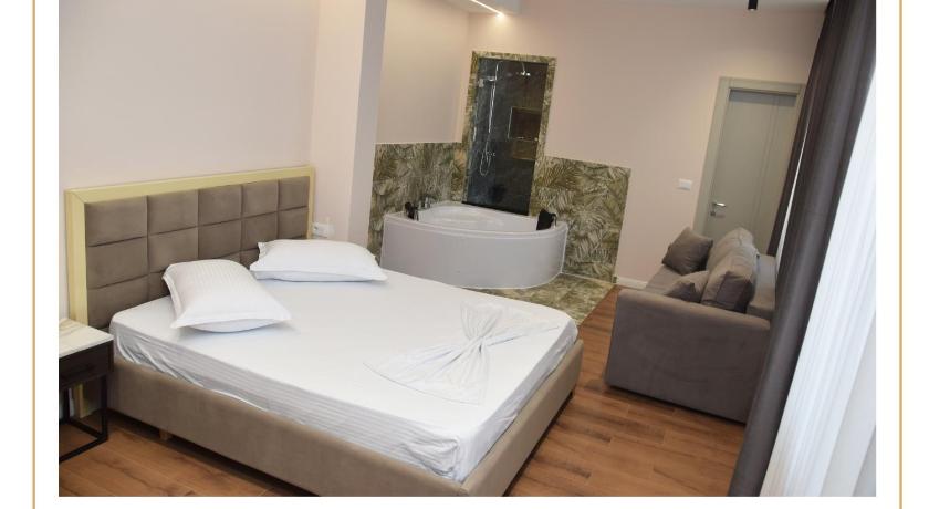 HOTEL HERSOL photo