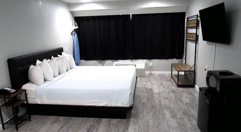 Capri Suites Anaheim photo