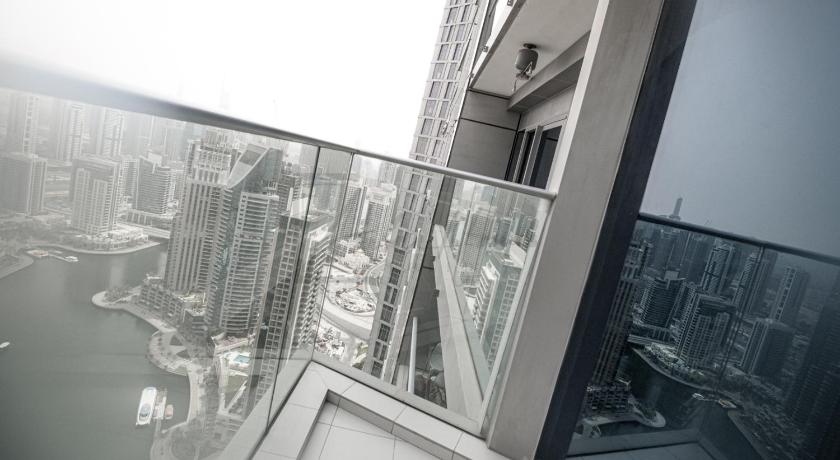 Exclusive 3BR Offering The Palm and Marina Views - image 12