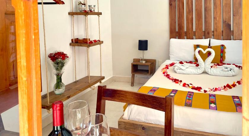 Image of Deluxe Double Room with Private Bathroom 2