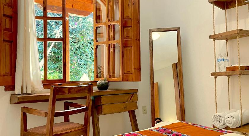 Image of Deluxe Double Room with Private Bathroom 6