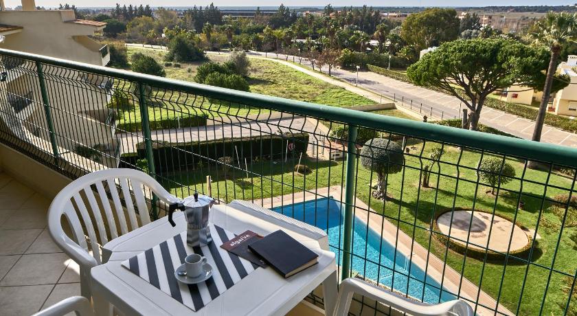 Parque Mourabel, Oasis Village & Pe do Lago photo