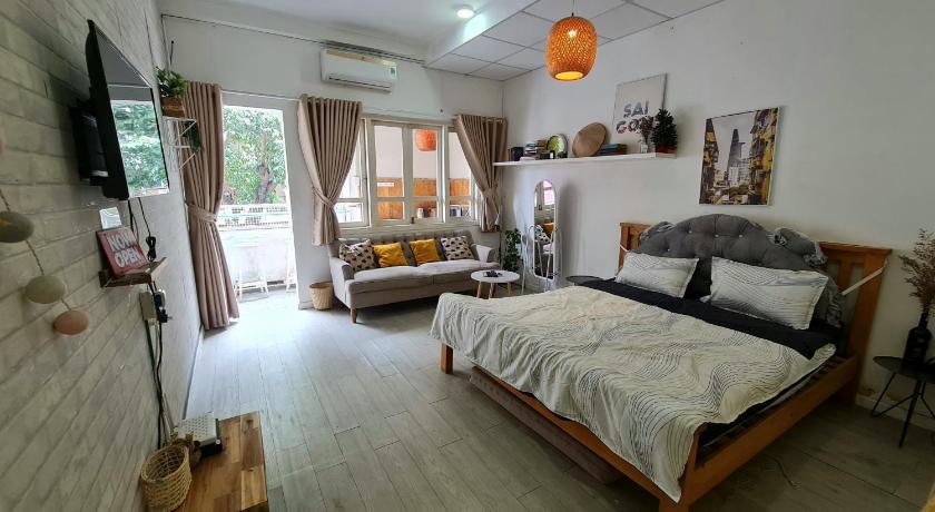 Sense Soho Apartment in the center photo
