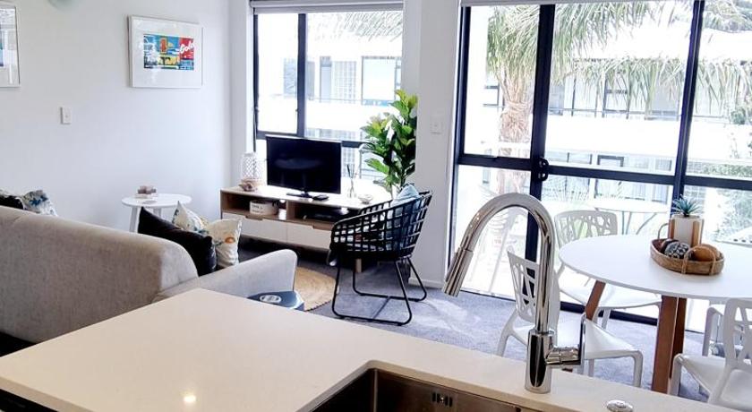 Image of Apartment with Pool View 1