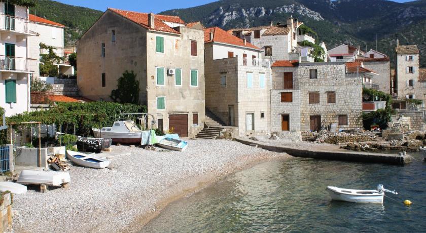 Apartments and rooms by the sea Komiza, Vis - 1151 photo