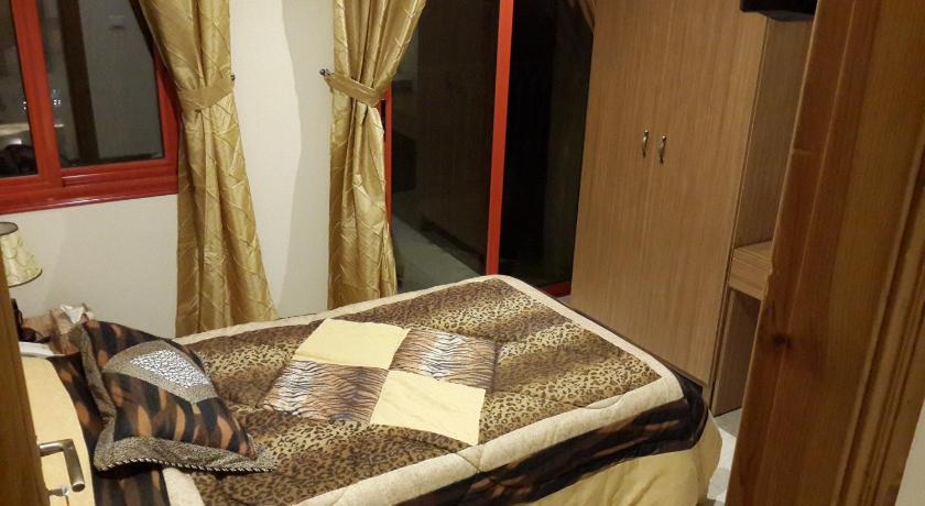 Image of Single Room 6