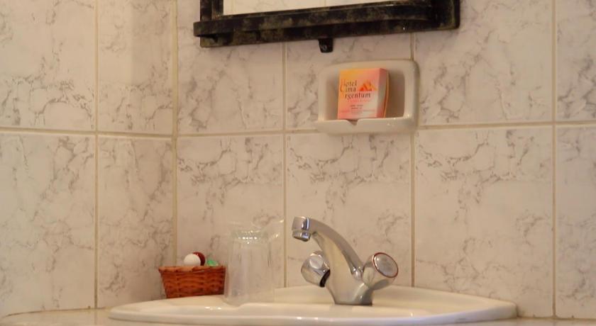Image of Double Room 5