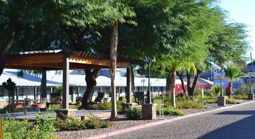 Sterling Gardens Hotel photo
