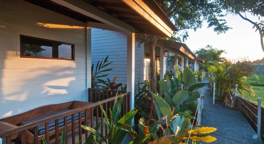 Image of Budget Villa 10
