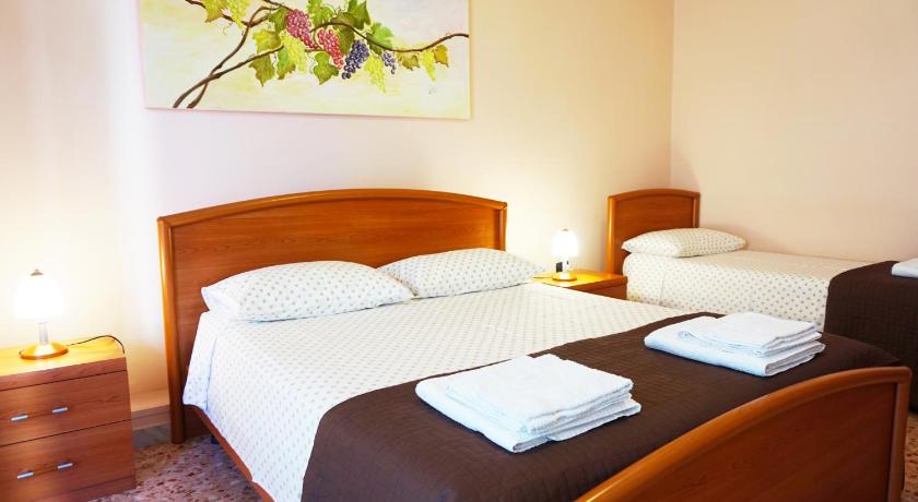 Triple Room, B&B Piazza 300mila in Lecce
