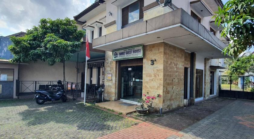 Candi Panggung Family Guest House Syariah — Hotel in Malang