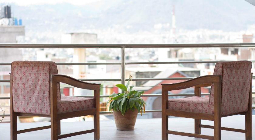 Hotel Yambu – Kathmandu, OH