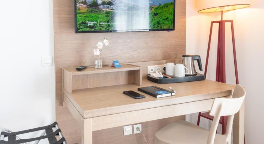 Comfort Aparthotel Cannes Mandelieu - image 13