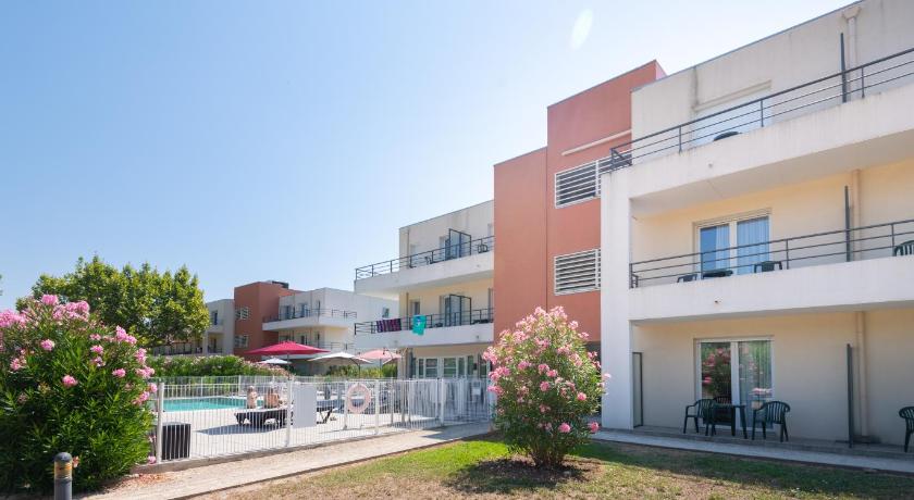 Comfort Aparthotel Cannes Mandelieu - image 4