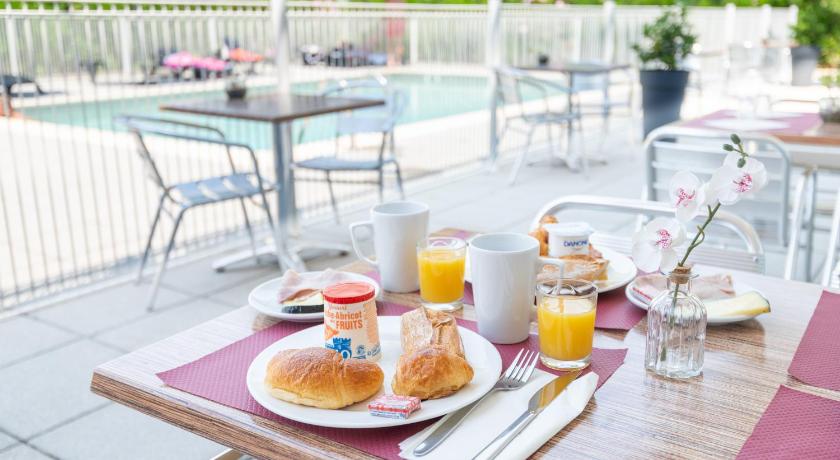 Comfort Aparthotel Cannes Mandelieu - image 17