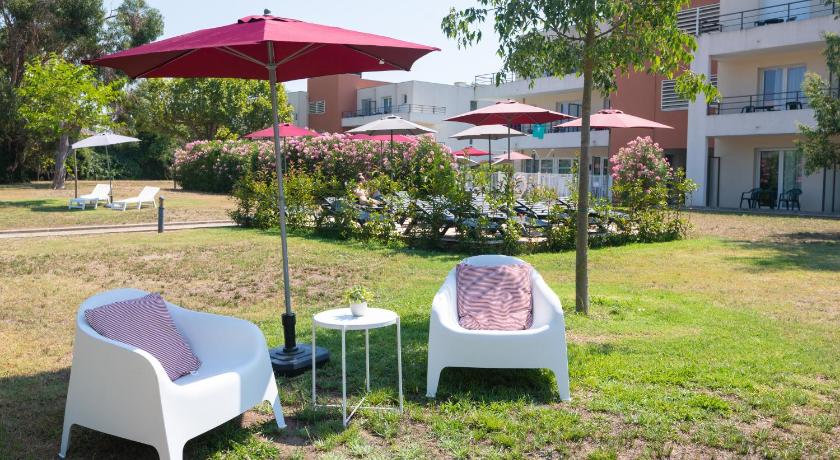 Comfort Aparthotel Cannes Mandelieu - image 6