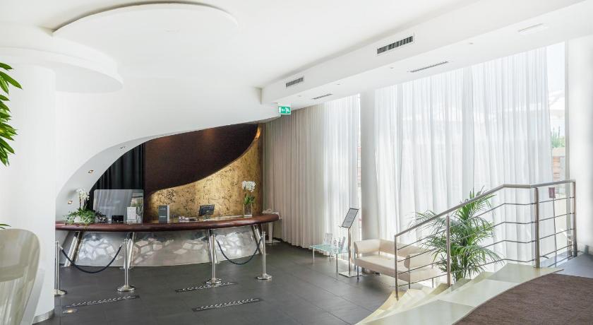 Mercure Olbia photo