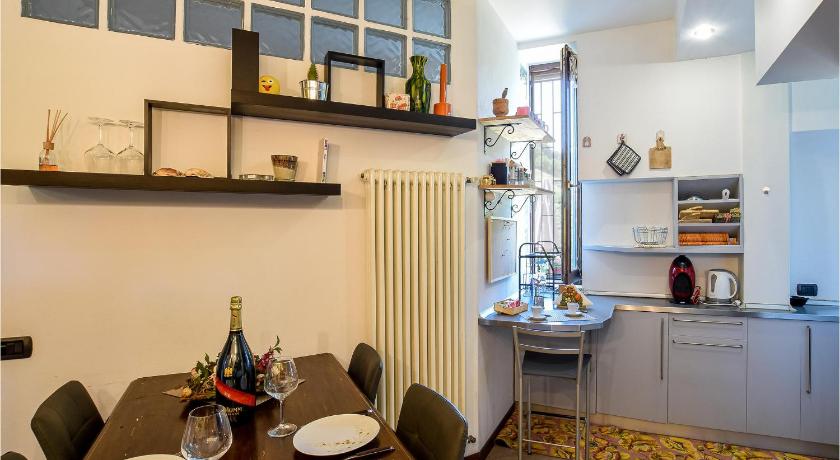 Stunning apartment in Bergamo with WiFi and 1 Bedrooms photo